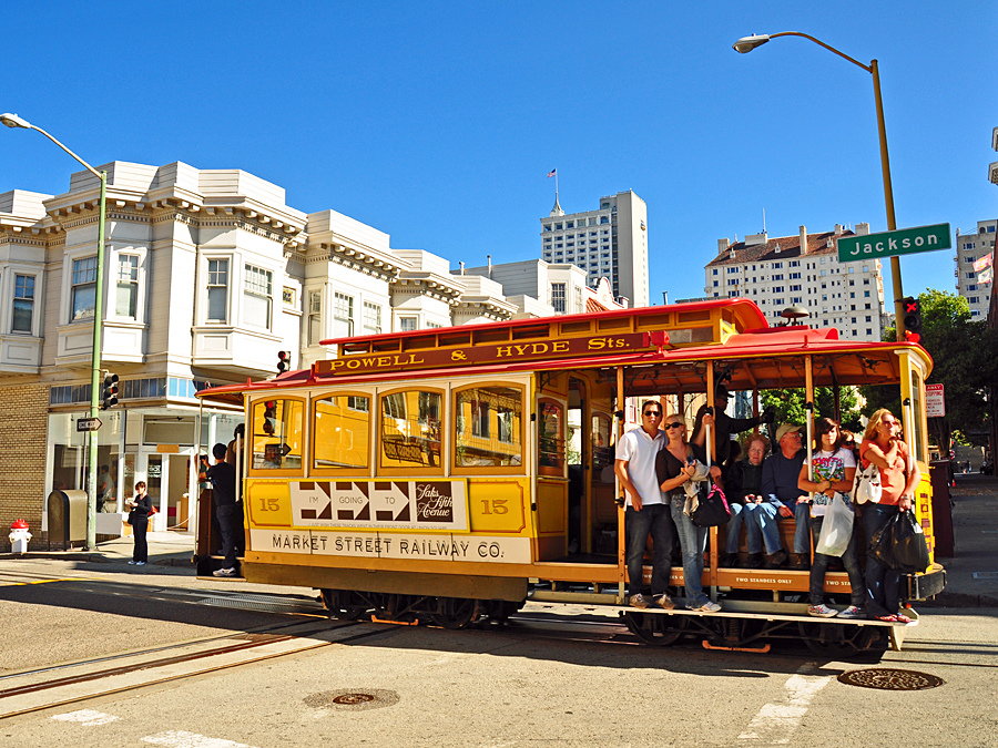 Powell-Hyde cable car - Wanderlust for One